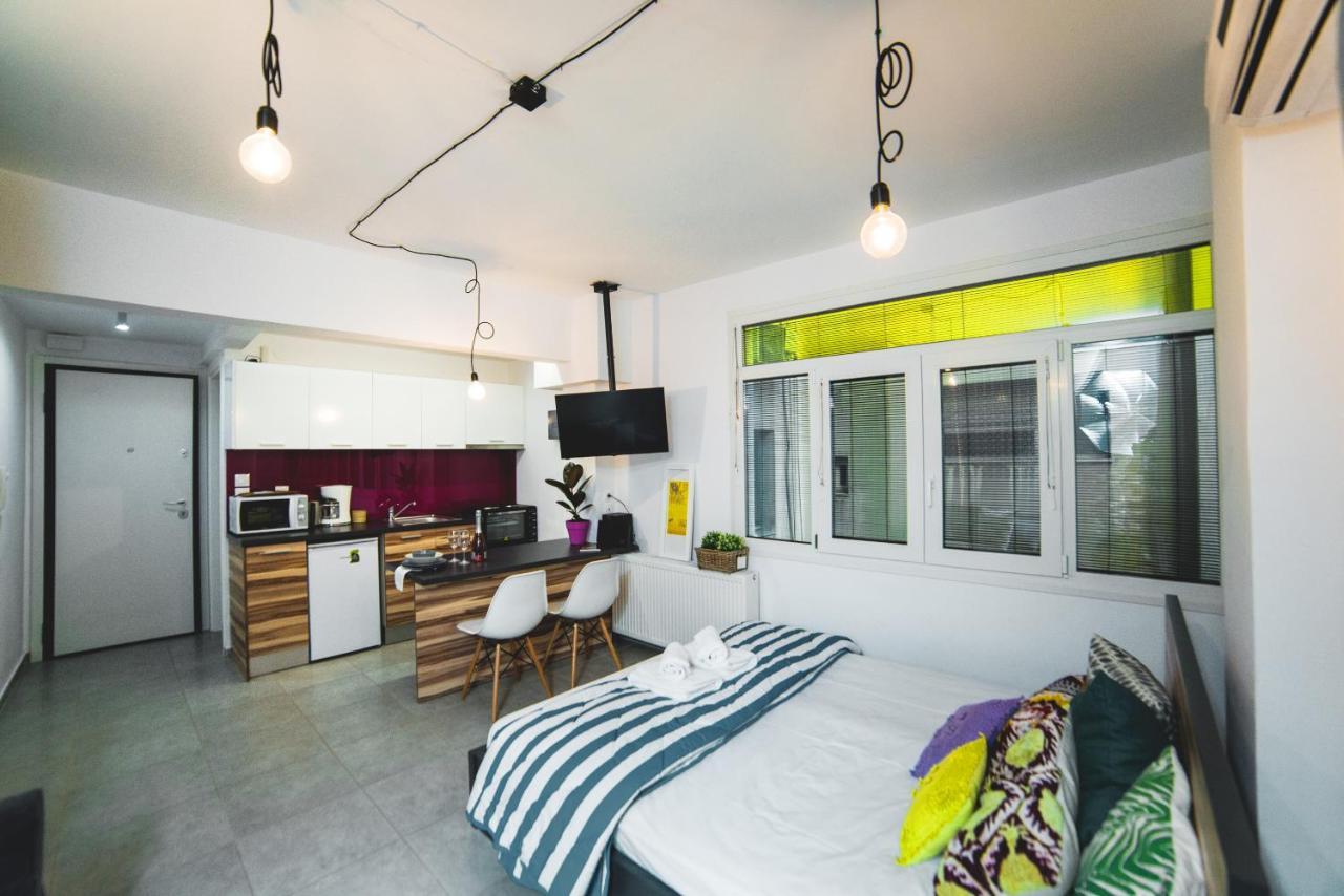 Mazi Rooms Venizelou 塞萨洛尼基 外观 照片