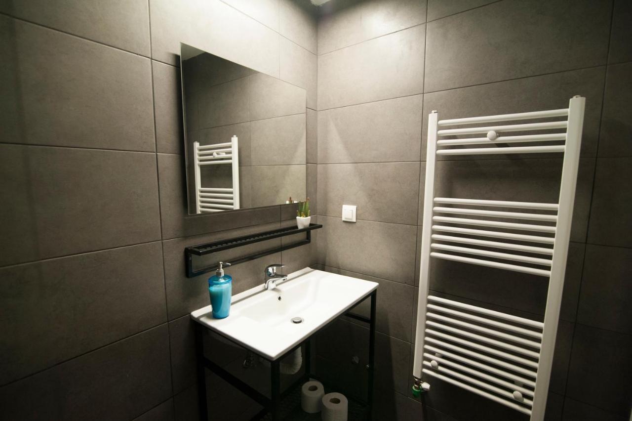 Mazi Rooms Venizelou 塞萨洛尼基 外观 照片