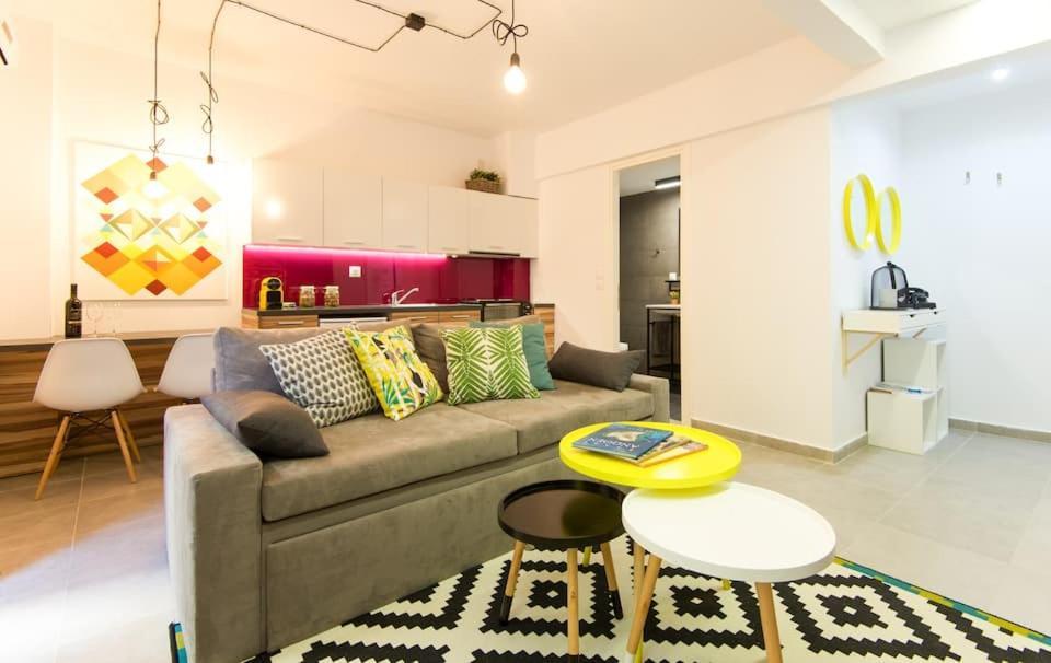 Mazi Rooms Venizelou 塞萨洛尼基 客房 照片